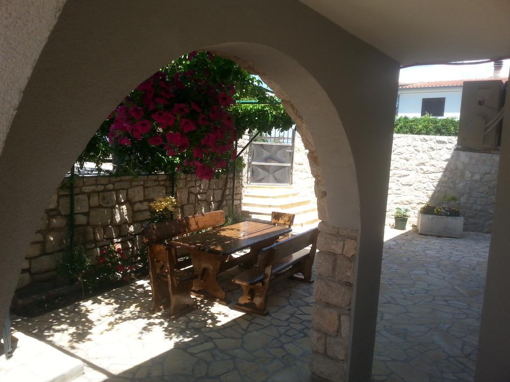 Apartment Jartic Betina  Exterior foto